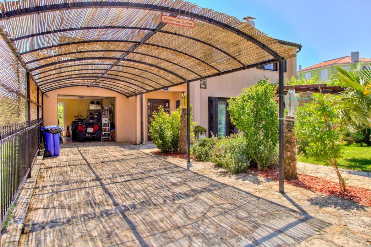 Villa Dolce Vita **** Premantura Exterior photo